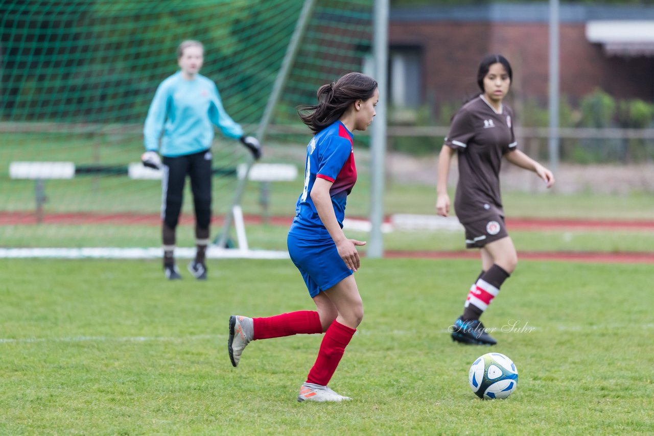 Bild 290 - wCJ VfL Pinneberg3 - St.Pauli : Ergebnis: 2:1